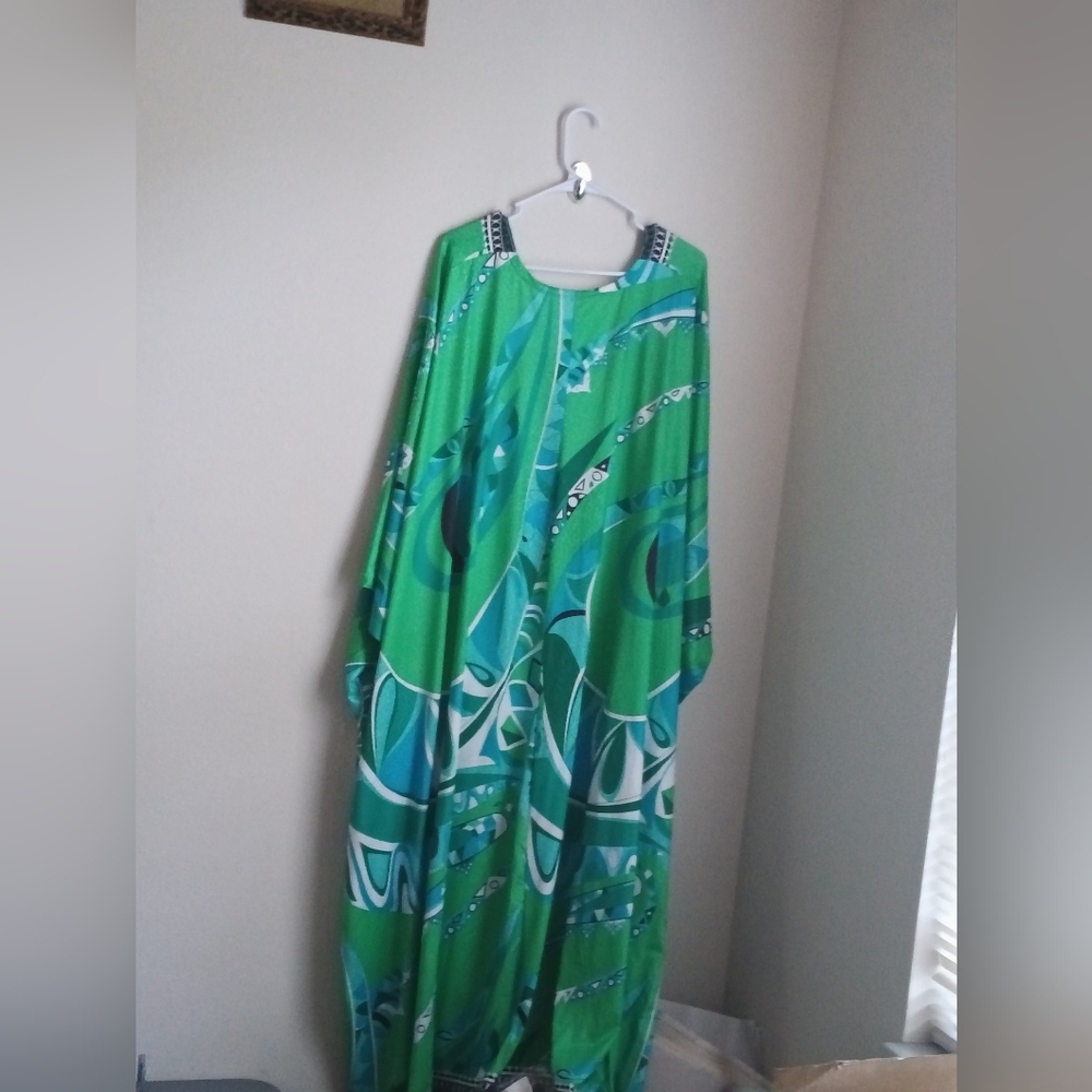 Unbranded Kimono Women Os Vibrant Green and Blue Relaxing Elegant Beach Intimate - Picture 2 of 2